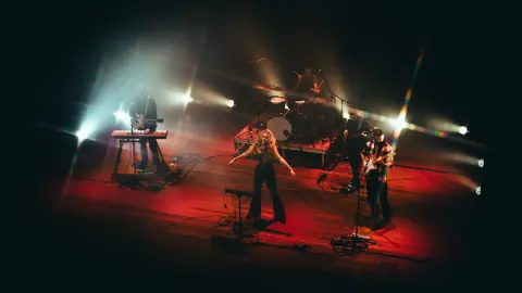 Devil of a Woman live